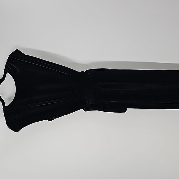 Express Black Velvet Open Back Jumpsuit w Rusched Shoulders Pockets Whimsigoth - Picture 11 of 16